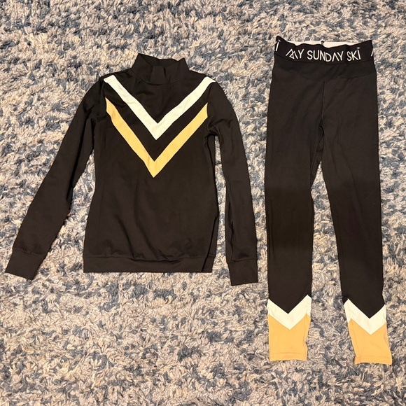My Sunday Ski chevron base layer set - Picture 2 of 3
